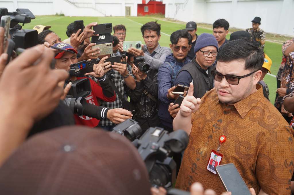 Mas Dhito Minta Peredaran Miras&nbsp;Ditertibkan