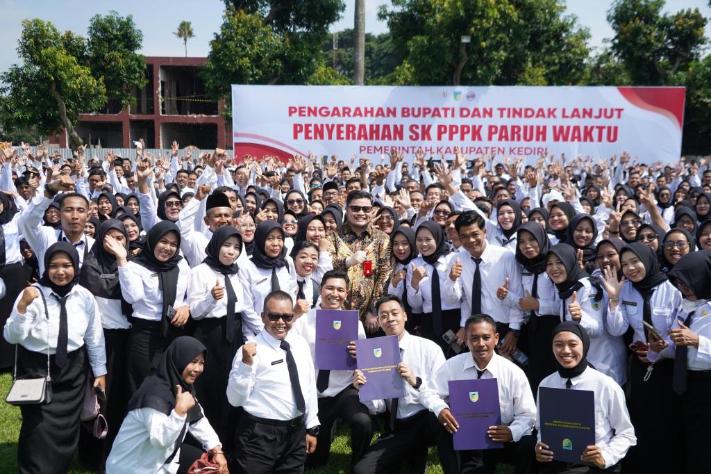 Ditengah Efisiensi, Mas Dhito Tetap Prioritaskan Pengangkatan 3 Ribuan PPPK Paruh&nbsp;Waktu