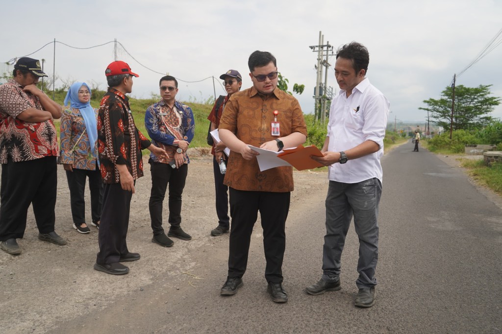 Pemisahan Jalur Suporter, Pemkab Kediri Lakukan Pembangunan Akses Jalan Stadion&nbsp;GDJ