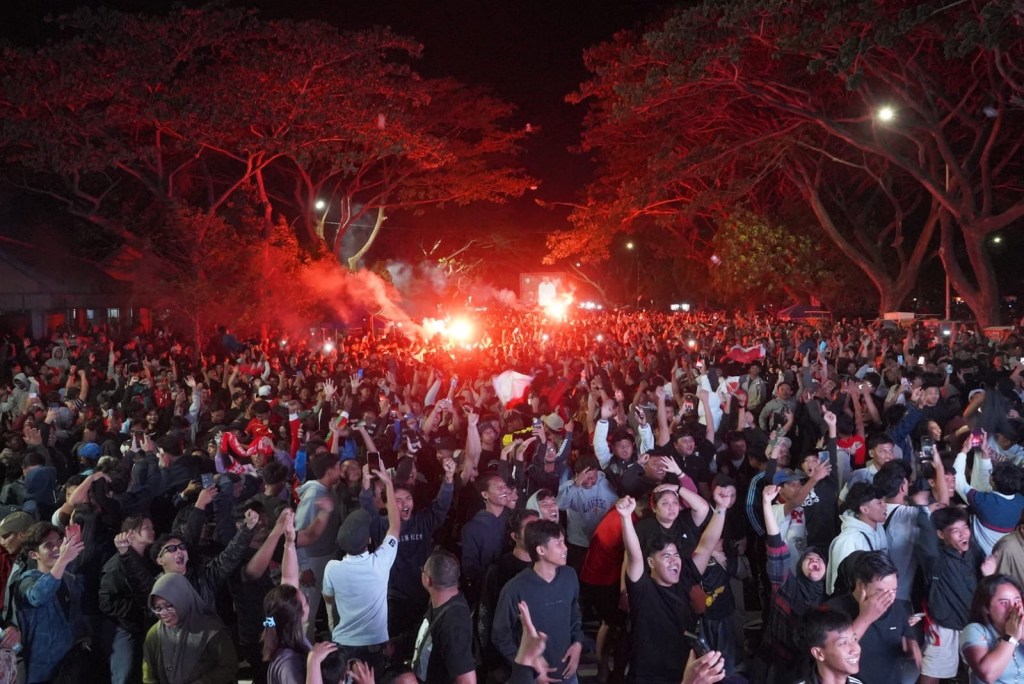 Ribuan Penduduk Kediri Bersorak Gembira, Timnas Indonesia Keluar Sebagai Juara Lewat Adu Penalti